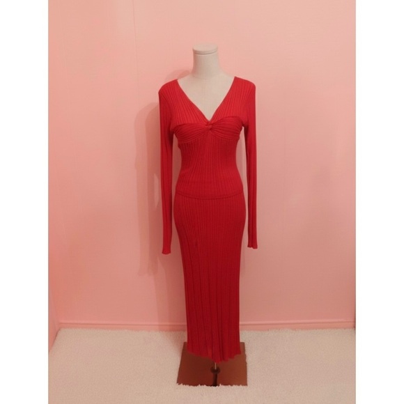 Freshman 1996 Dresses & Skirts - Freshman 1996 Red Knit Skirt Set